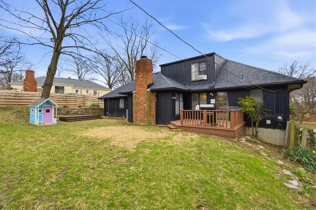 3012 NW 55th Street, Kansas City, MO 64152