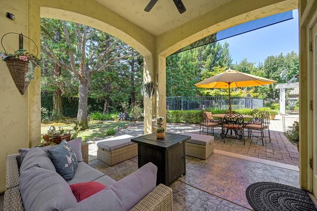 9013 Cedar Ridge Dr, Granite Bay, CA 95746