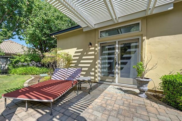 9013 Cedar Ridge Dr, Granite Bay, CA 95746