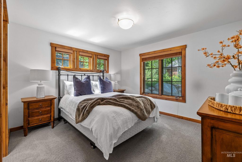 131 Twin Creeks Court, Donnelly, ID 83615 photo 20