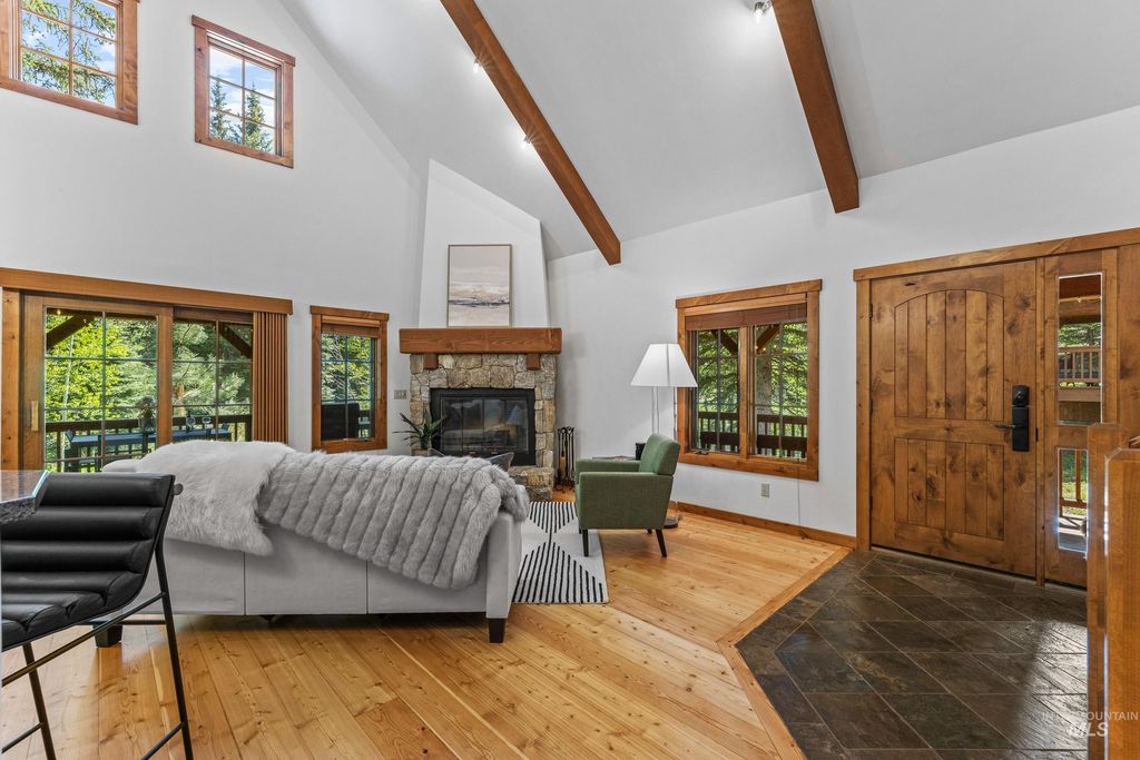 131 Twin Creeks Court, Donnelly, ID 83615 photo 25