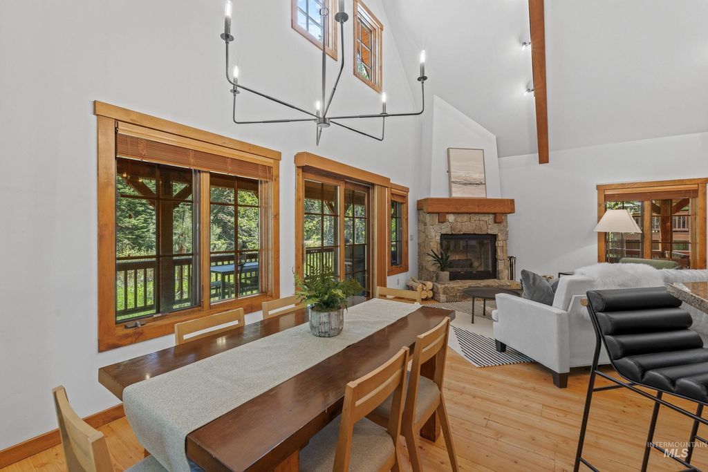 131 Twin Creeks Court, Donnelly, ID 83615 photo 27