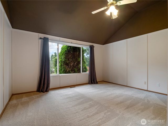 9766 Ebbtide Lane NW, Silverdale, WA 98383