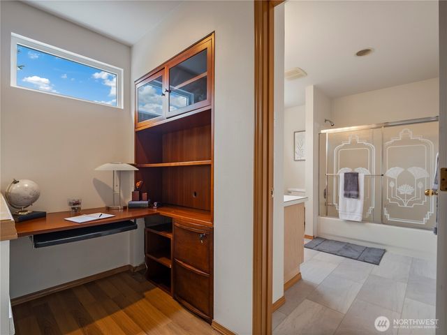 9766 Ebbtide Lane NW, Silverdale, WA 98383