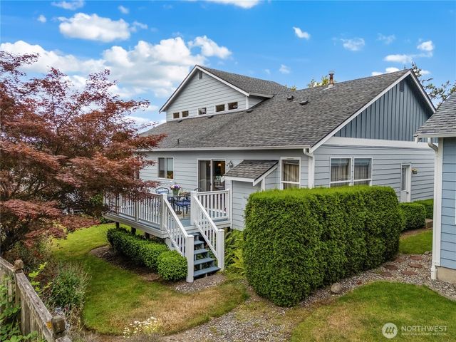 9766 Ebbtide Lane NW, Silverdale, WA 98383