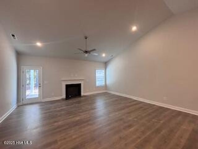 111 Boxwood Court, Wallace, NC 28466