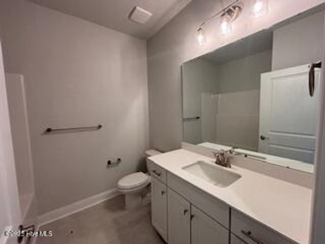 111 Boxwood Court, Wallace, NC 28466