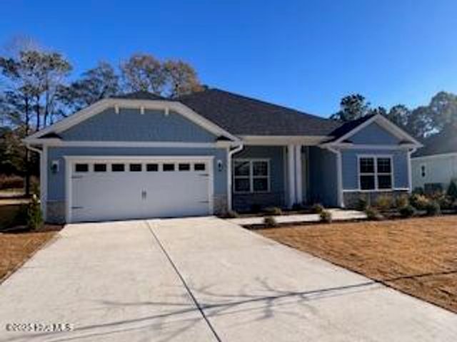 111 Boxwood Court, Wallace, NC 28466