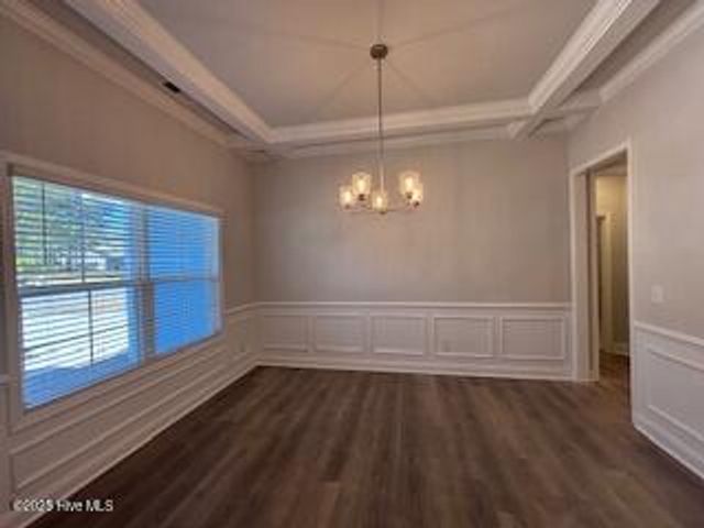 111 Boxwood Court, Wallace, NC 28466