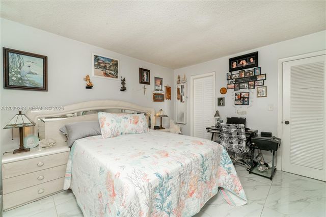 2811 N Pine Island Rd 102, Sunrise, FL 33322