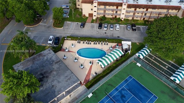 2811 N Pine Island Rd 102, Sunrise, FL 33322