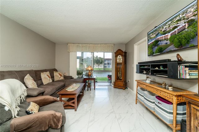 2811 N Pine Island Rd 102, Sunrise, FL 33322