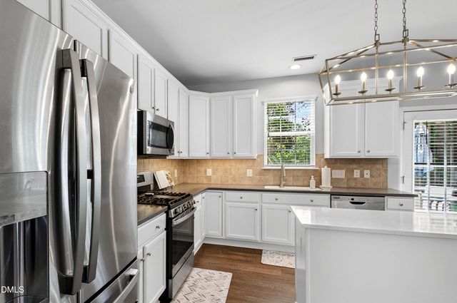 6220 Amber Bluffs Crescent, Raleigh, NC 27616