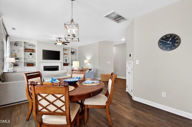 6220 Amber Bluffs Crescent, Raleigh, NC 27616