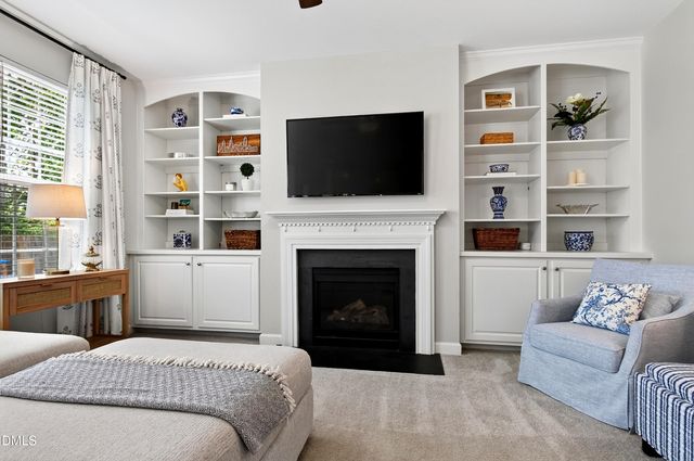 6220 Amber Bluffs Crescent, Raleigh, NC 27616