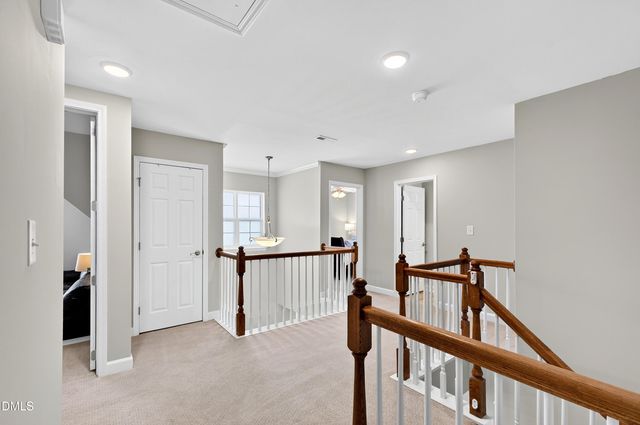 6220 Amber Bluffs Crescent, Raleigh, NC 27616