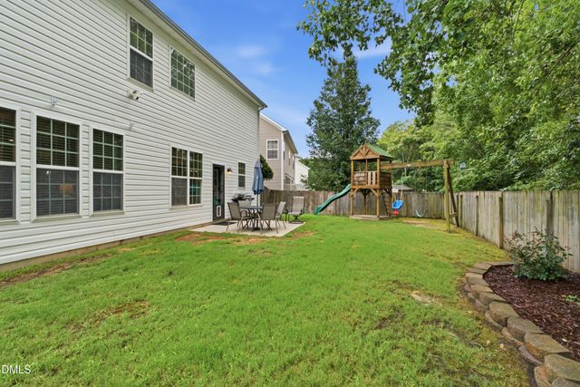 6220 Amber Bluffs Crescent, Raleigh, NC 27616