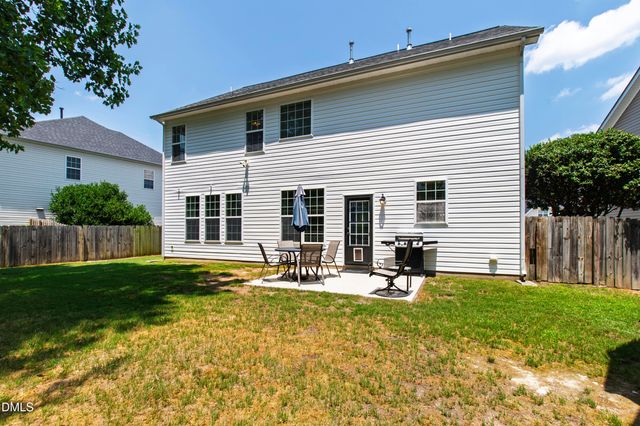 6220 Amber Bluffs Crescent, Raleigh, NC 27616