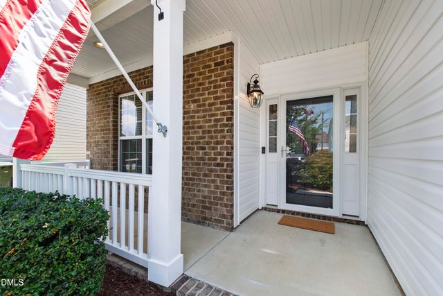 6220 Amber Bluffs Crescent, Raleigh, NC 27616