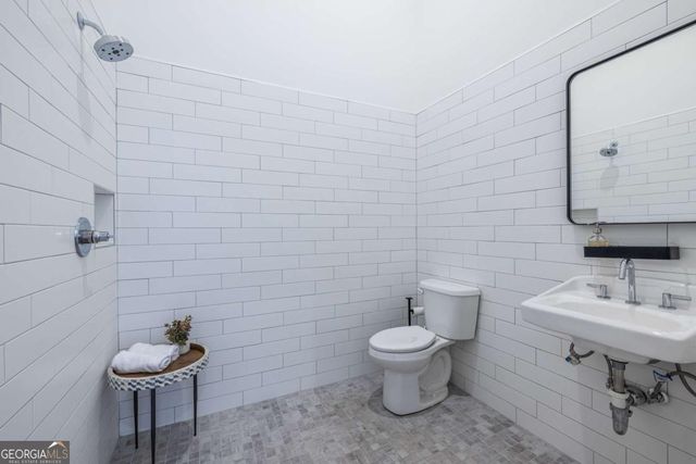 812 W College Avenue, Decatur, GA 30030