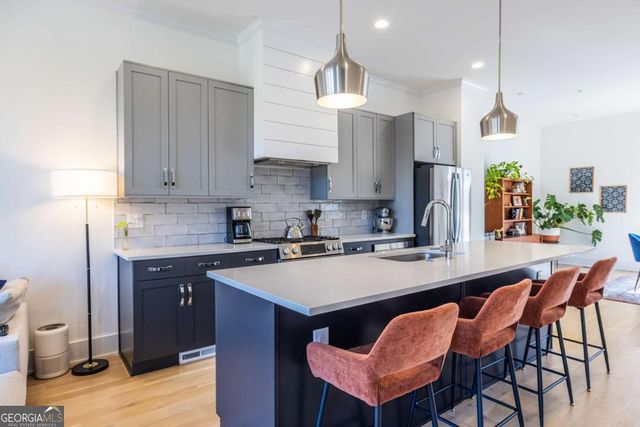 812 W College Avenue, Decatur, GA 30030