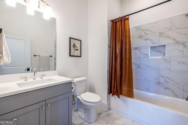 812 W College Avenue, Decatur, GA 30030