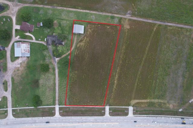000 Fm 2100 Road, Crosby, TX 77532