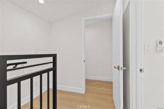 1133 B N Maryland, Glendale, CA 91207
