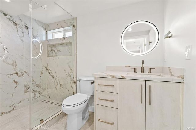1133 B N Maryland, Glendale, CA 91207