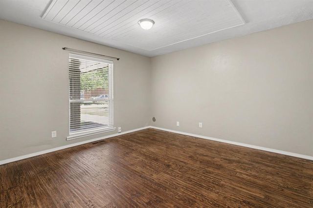 11008 Springhollow Road, Oklahoma City, OK 73120