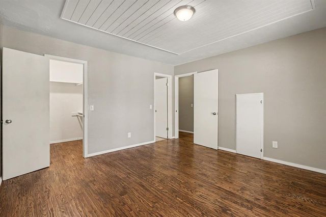 11008 Springhollow Road, Oklahoma City, OK 73120