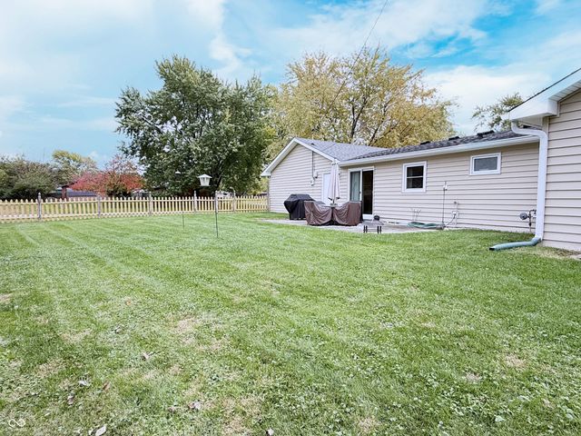 250 Southlane Drive, New Whiteland, IN 46184