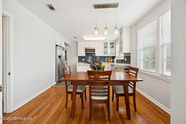 1364 PINEGROVE Court, Jacksonville, FL 32205