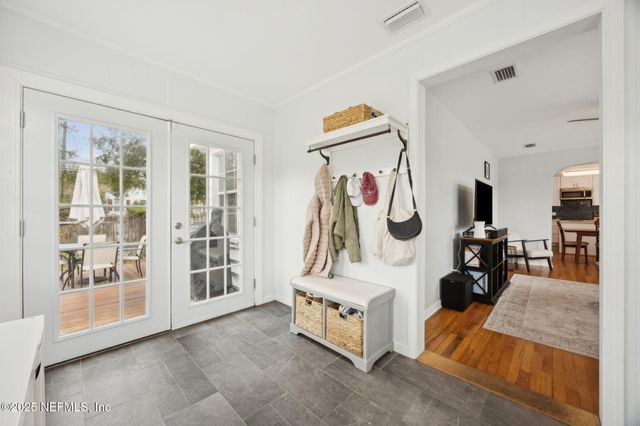 1364 PINEGROVE Court, Jacksonville, FL 32205