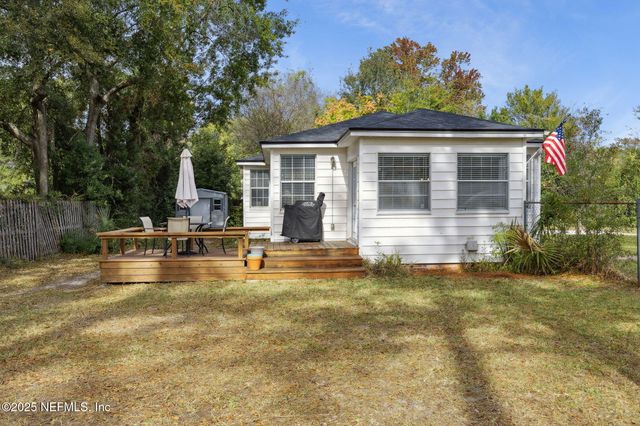 1364 PINEGROVE Court, Jacksonville, FL 32205