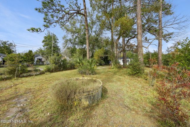 1364 PINEGROVE Court, Jacksonville, FL 32205