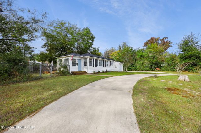 1364 PINEGROVE Court, Jacksonville, FL 32205