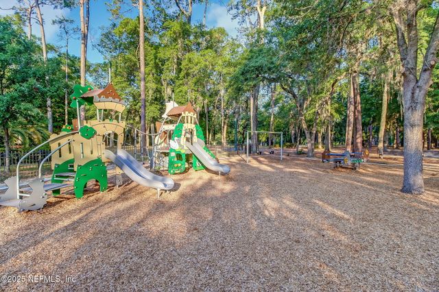 1364 PINEGROVE Court, Jacksonville, FL 32205