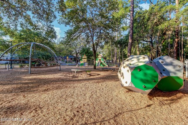 1364 PINEGROVE Court, Jacksonville, FL 32205