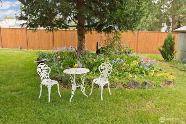 25040 180th Avenue SE, Kent, WA 98042