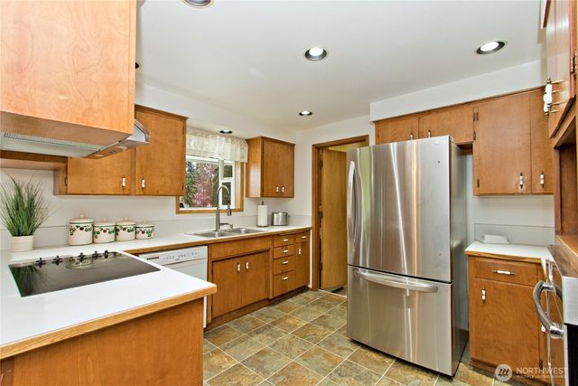 25040 180th Avenue SE, Kent, WA 98042