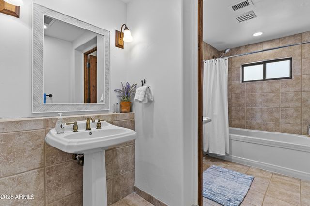 36601 N MULE TRAIN Road D18, Carefree, AZ 85377