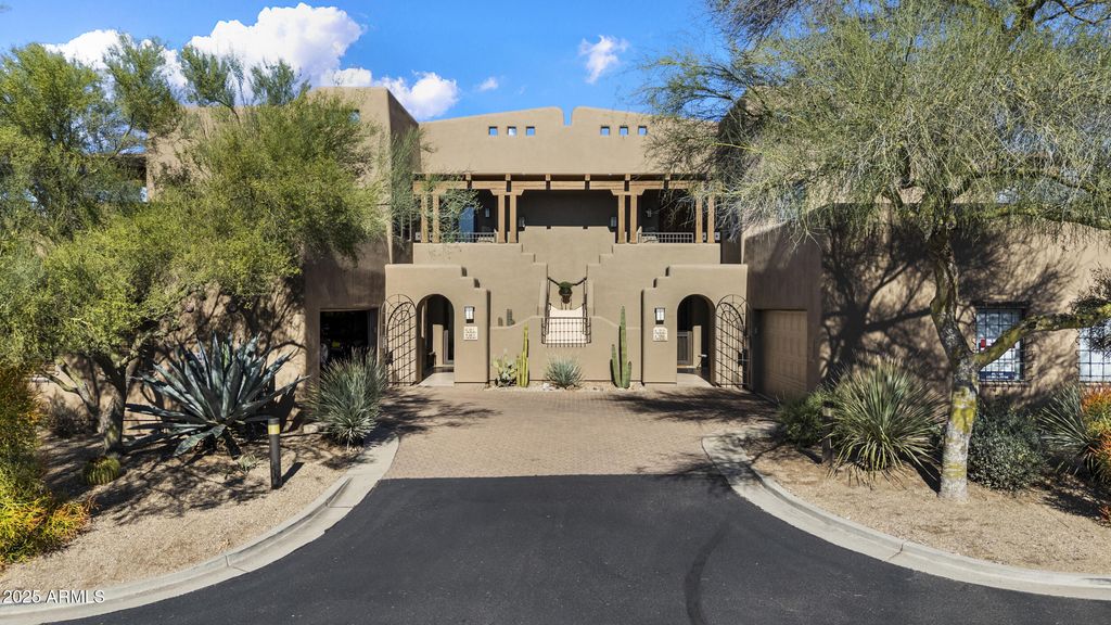 36601 N MULE TRAIN Road D18, Carefree, AZ 85377