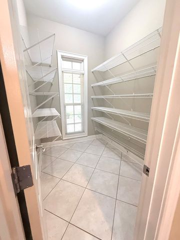12 Harrington Ln, Dothan, AL 36305