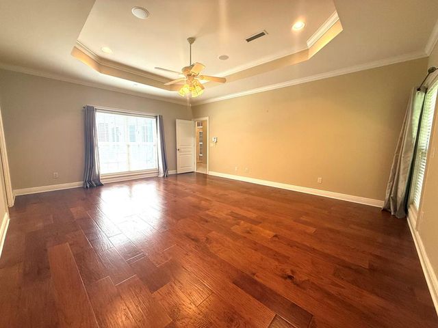 12 Harrington Ln, Dothan, AL 36305