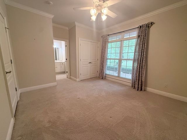12 Harrington Ln, Dothan, AL 36305