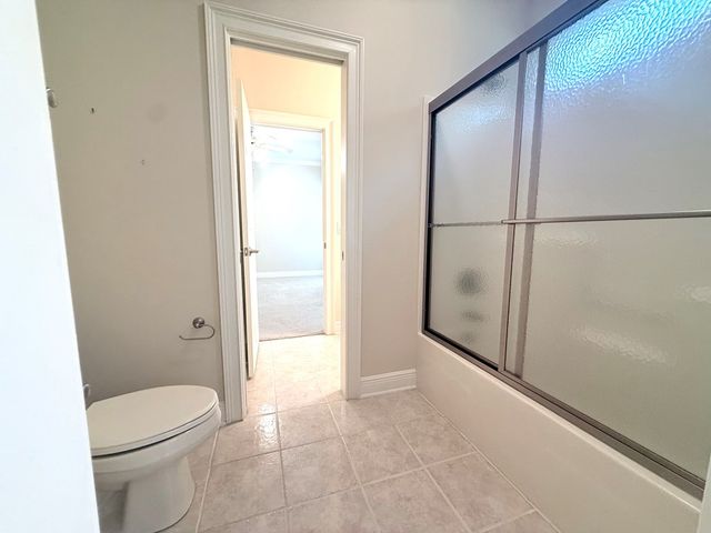 12 Harrington Ln, Dothan, AL 36305