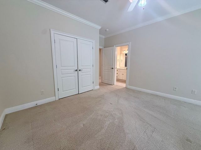 12 Harrington Ln, Dothan, AL 36305