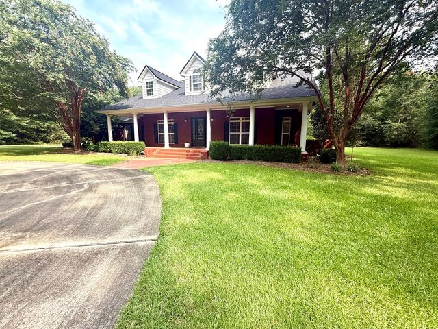 12 Harrington Ln, Dothan, AL 36305