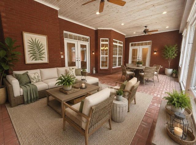 12 Harrington Ln, Dothan, AL 36305